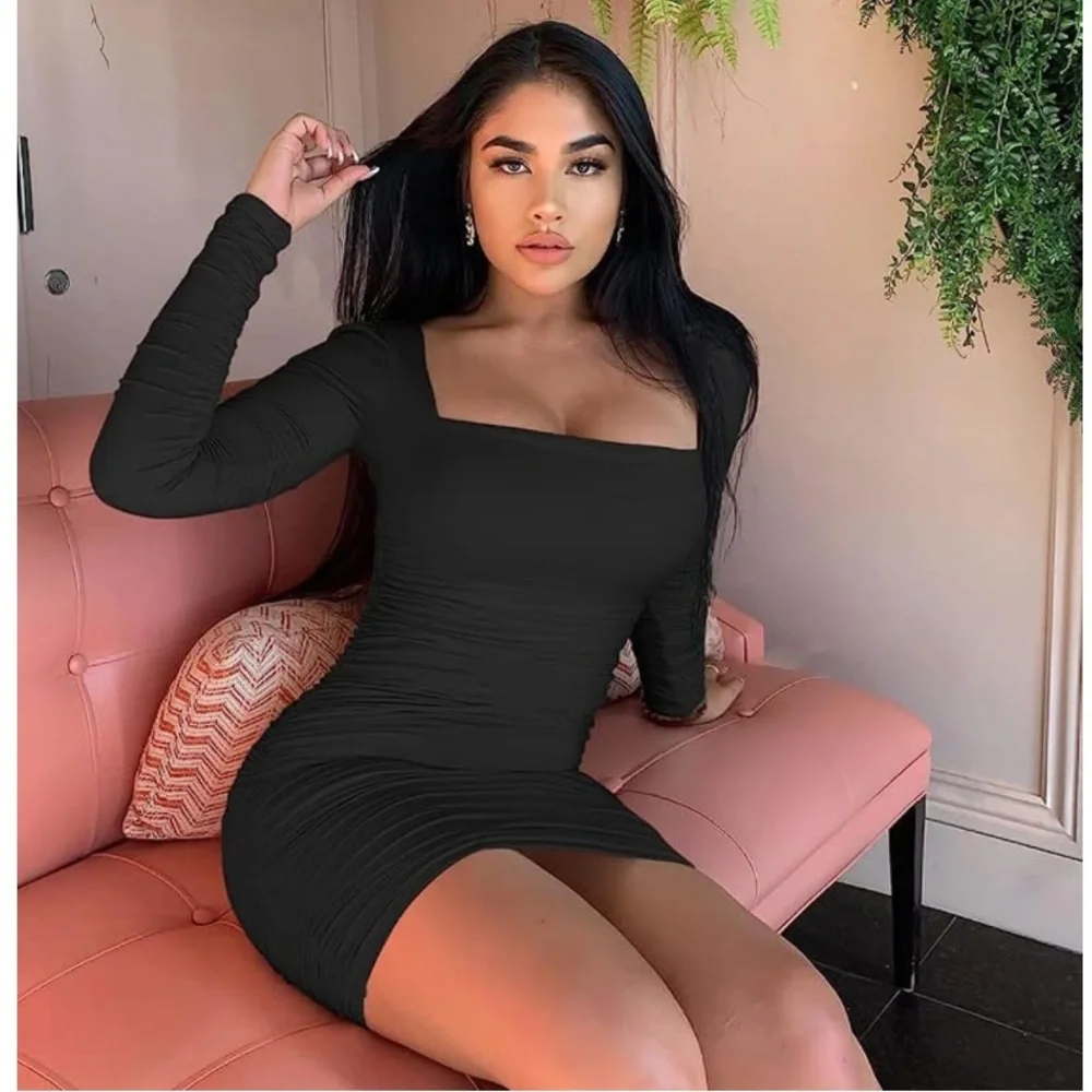 NWOT Black Bodycon Long Sleeve Backless Party Mini Dress (SMALL) | XXTAXN 🖤 - Picture 4 of 4